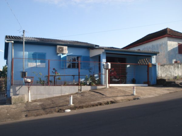 CASA DE ALVENARIA HEGINO LEITÃO