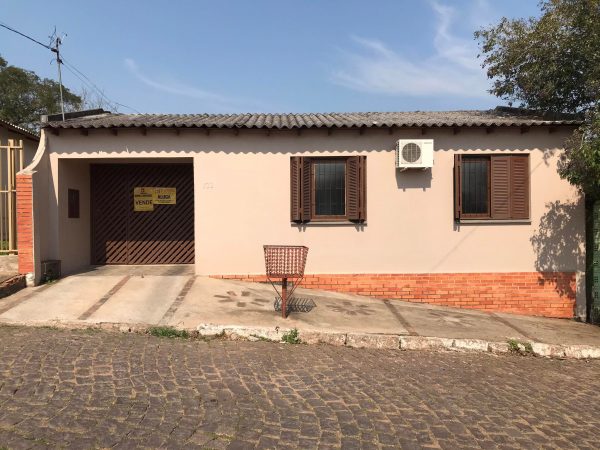 Casa de Alvenaria (Higino Leitão)