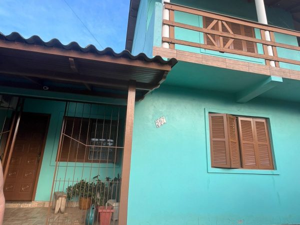EXCELENTE CASA NO BAIRRO FAHRION
