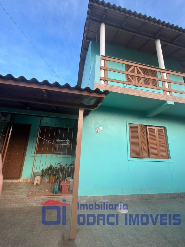 EXCELENTE CASA NO BAIRRO FAHRION