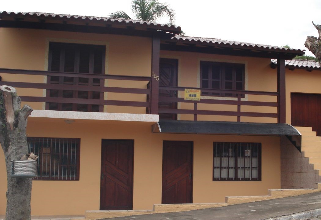 CASA DE ALVENARIA NO BAIRRO ROSÁRIO