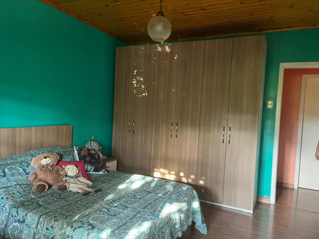 EXCELENTE CASA NO BAIRRO FAHRION