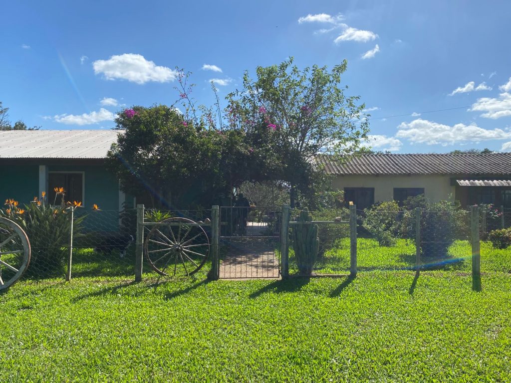 Linda chácara no Passo da Areia