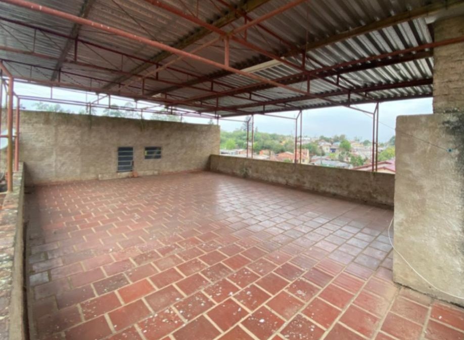 Casa ampla no Bairro Rosário
