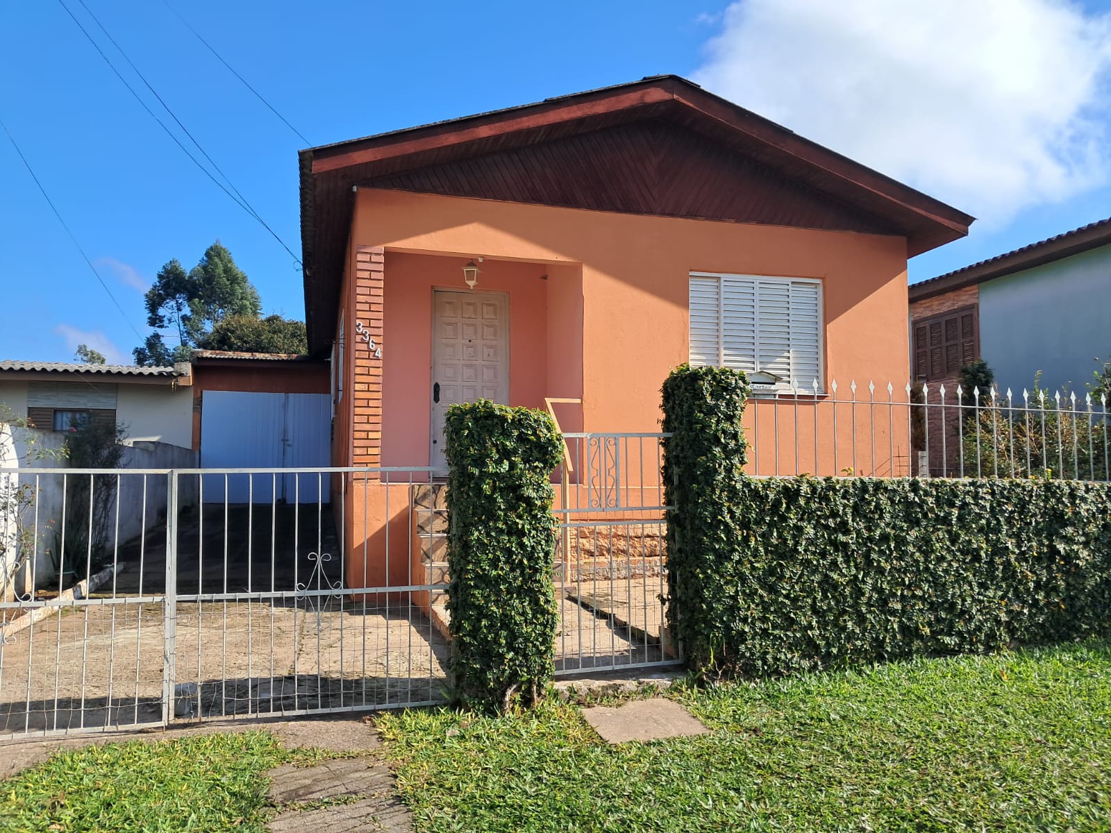 Casa mista em Ramiz Galvão venda ou aluguel
