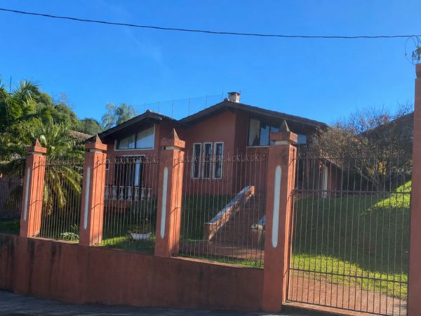 Linda casa no alto da Boa Vista
