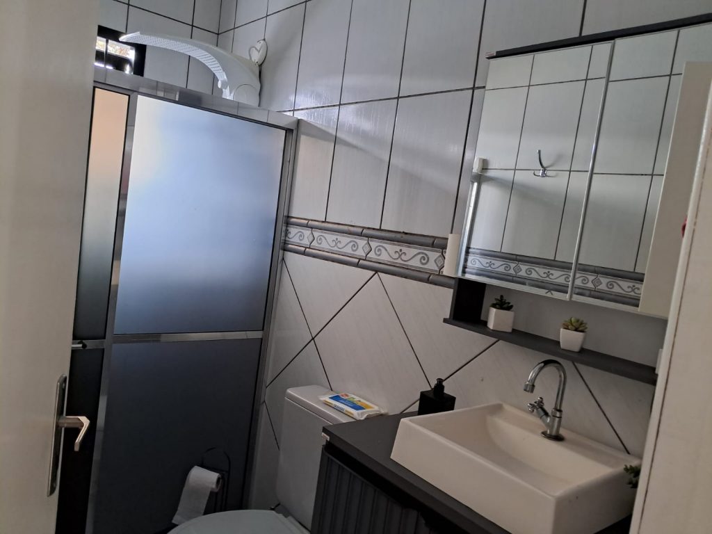 Linda casa em Ramiz Galvão